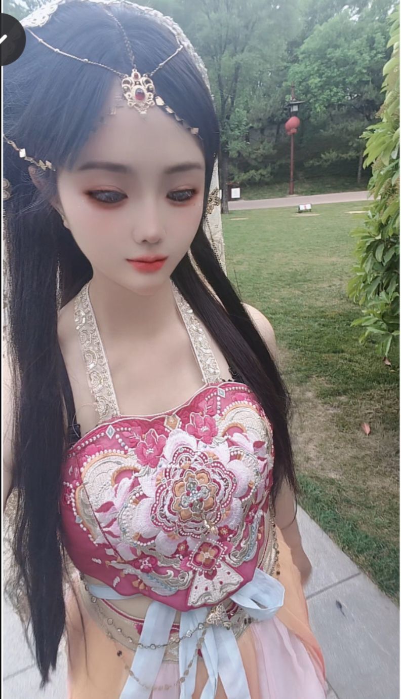 妞妞騎行全國主播圖片