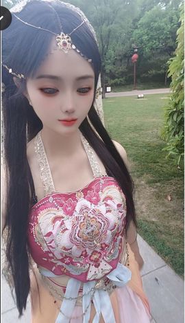 妞妞骑行中国主播照片