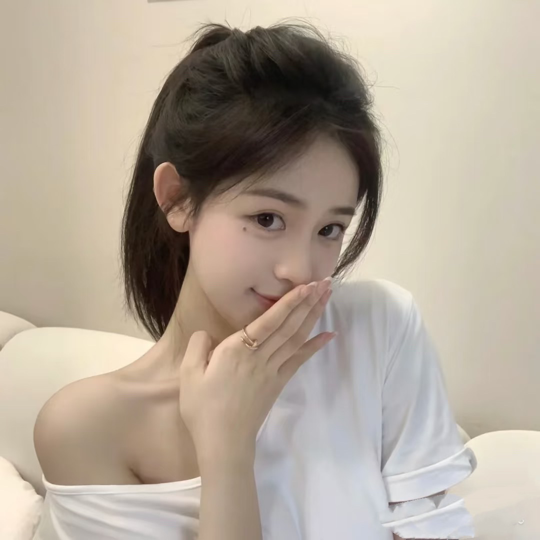 小鹿乱乱海报