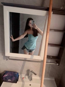 灵儿💗唱歌滴主播照片