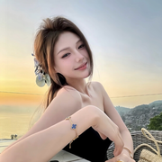 小雪碧求一束光💓
