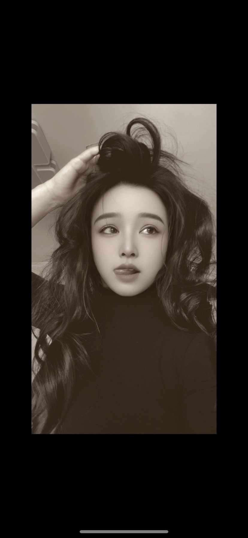 💋这个妞美爆了的图片