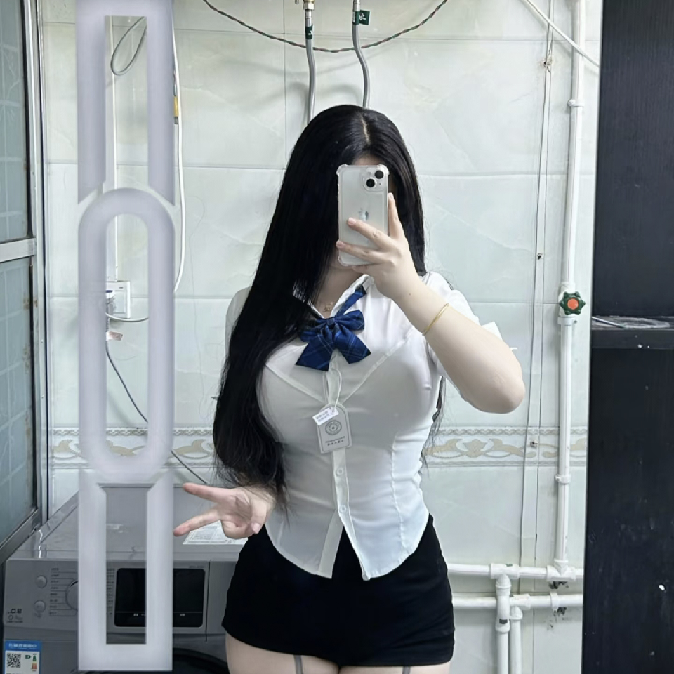 小苦瓜～真苦海报