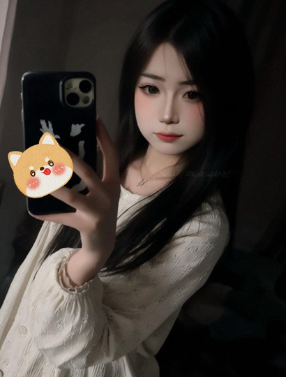 小瑶瑶吖、海报