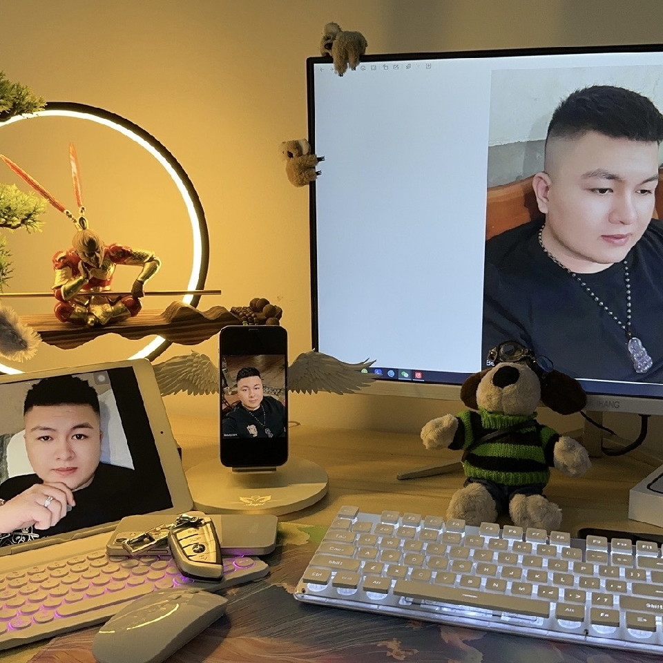 👉多财🍒多亿👈海报