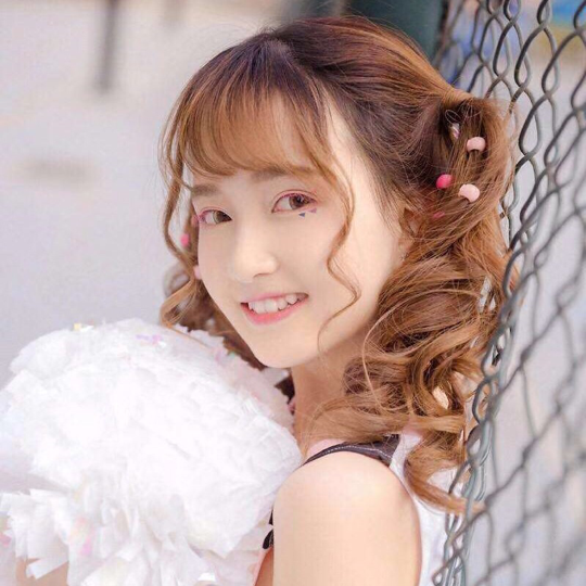 可可馨儿💝海报