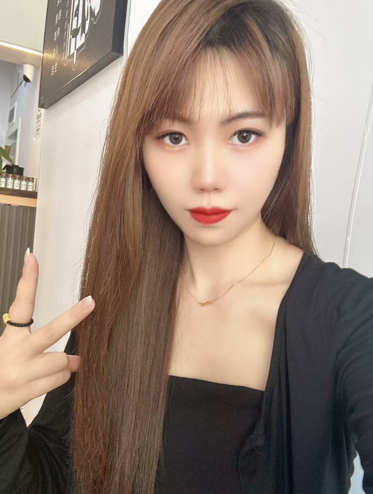 李小蓓bby主播图片