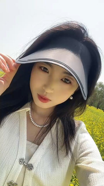 油菜花田打卡/狂笑