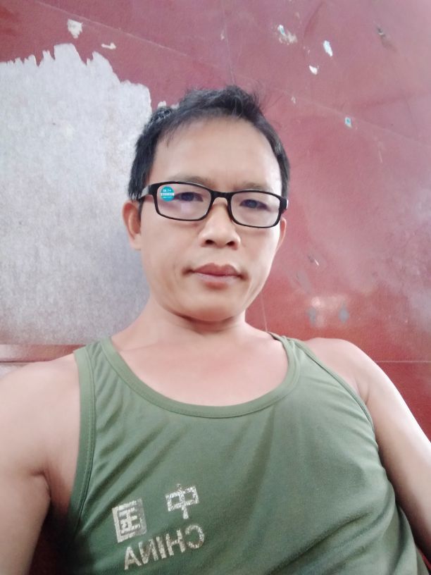 黄聘康的图片