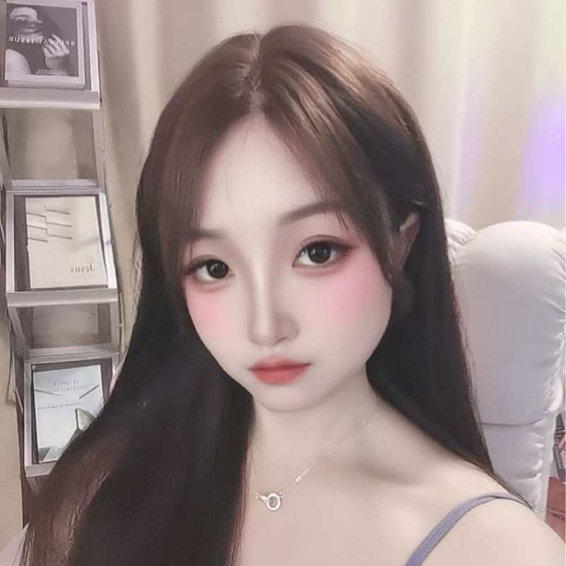 昰周周吖的主播海报