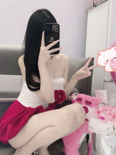琪琪宝宝Zcdjxv海报