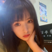 你老哼哼啥