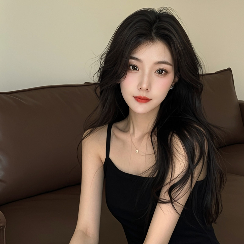 馨儿👄在线等你投喂海报