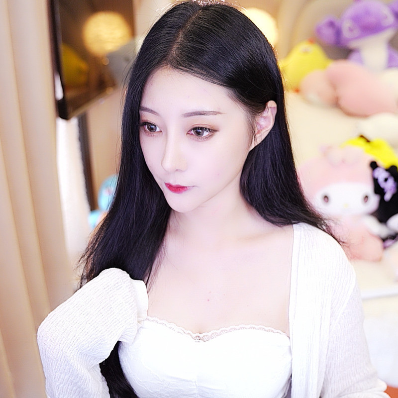 皮皮🎤唱歌的主播海报