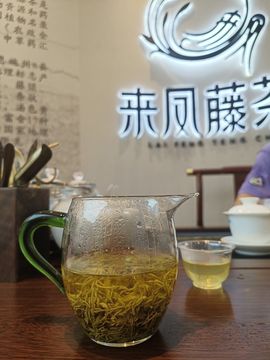 茶茶幸运星主播照片
