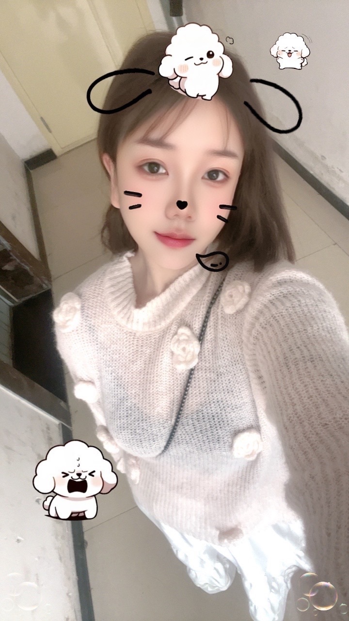 楚楚餓了主播圖片