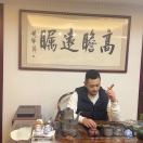 乾多多寄卖行何掌柜