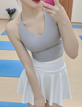 小忧影主播照片