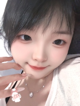 脆皮果果ᰔᩚ主播照片