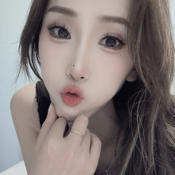 Co琳寶29生日吖海报