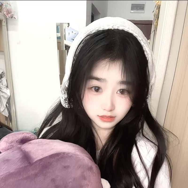 甜心橘猫海报