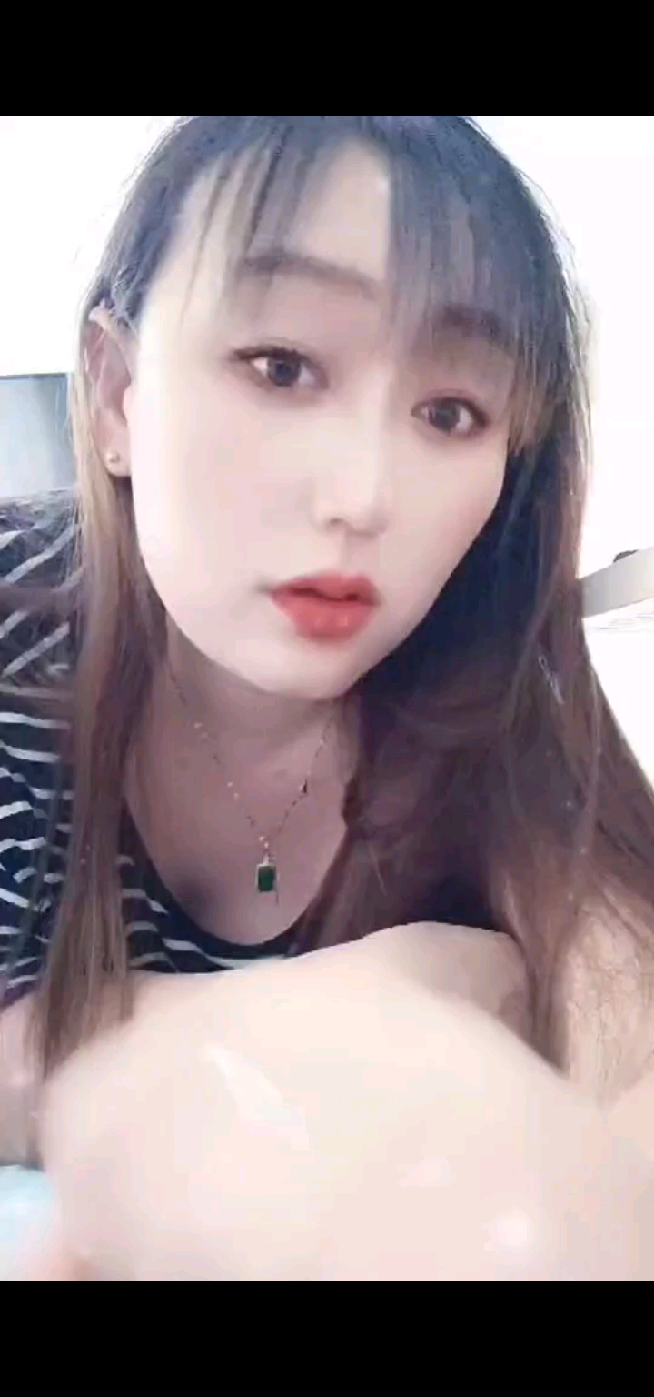 /害羞/害羞/窃笑/