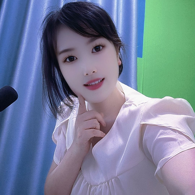 木槿儿💎的主播海报