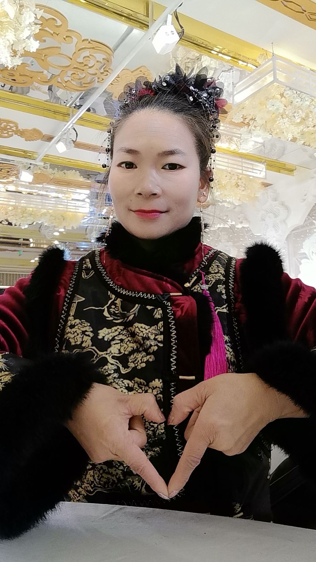小凤凰八妹的图片