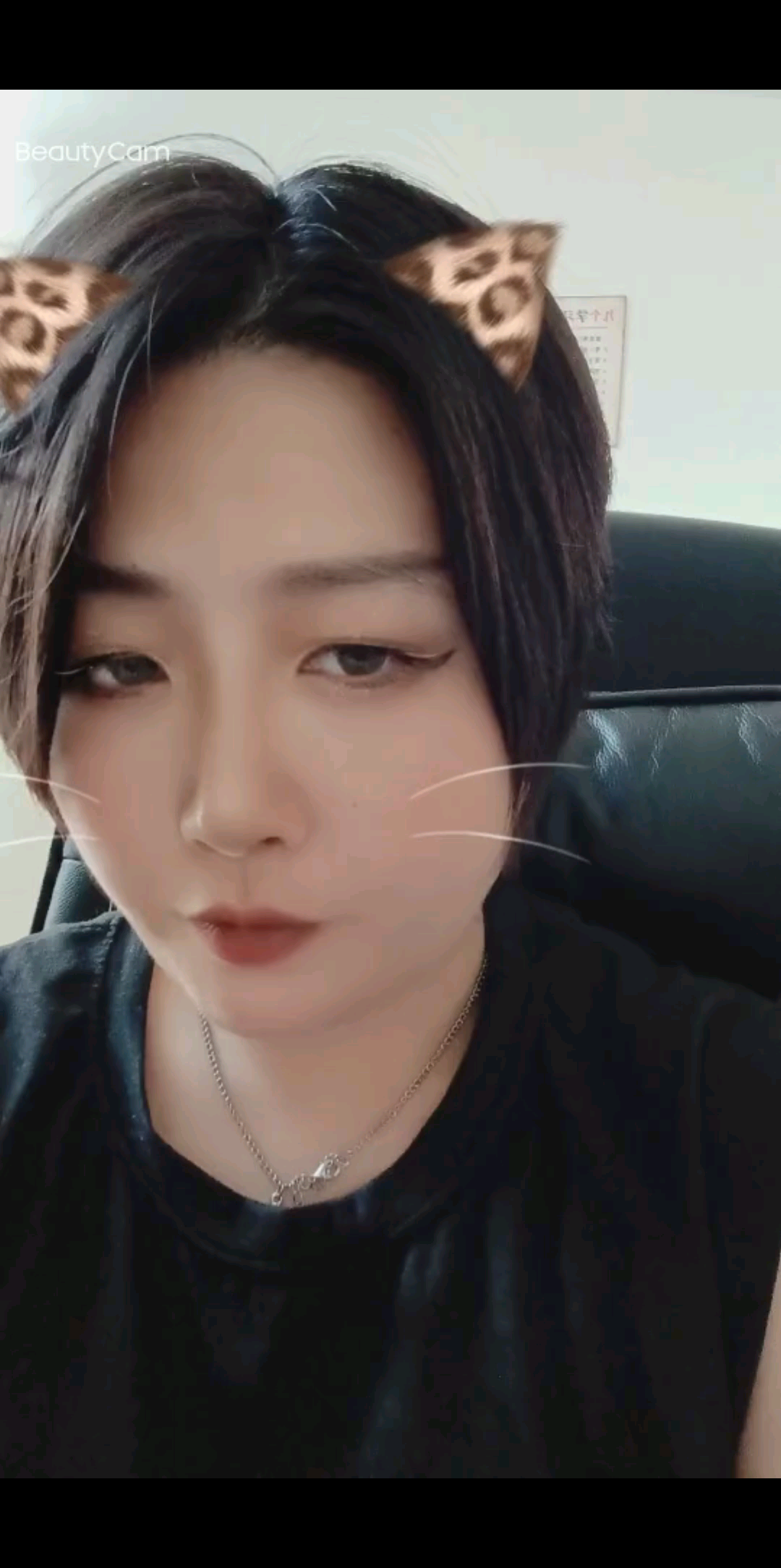 嘿.哈哈