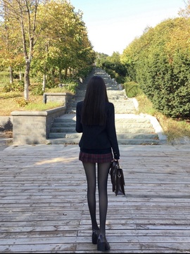 萌新腿腿的图片