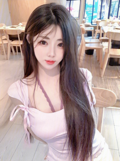 闪闪♥️休海报