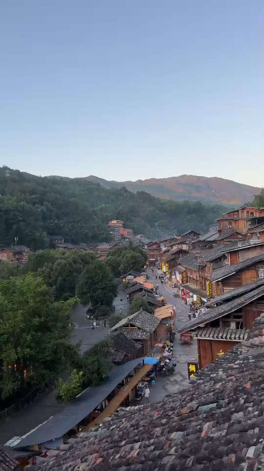 先生我出不了 苗寨