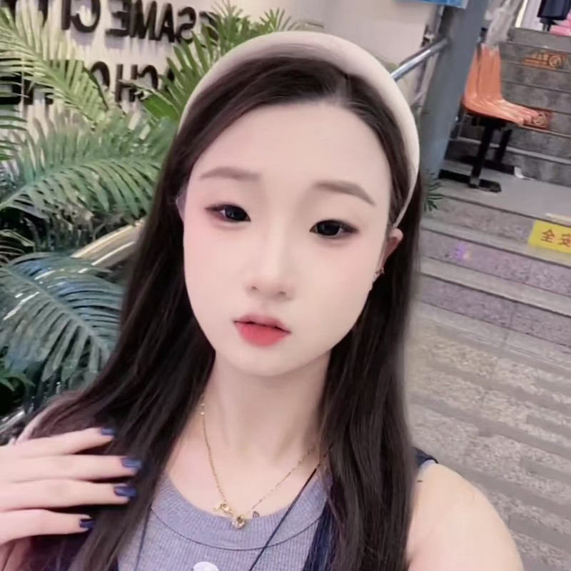 小章鱼🍒海报