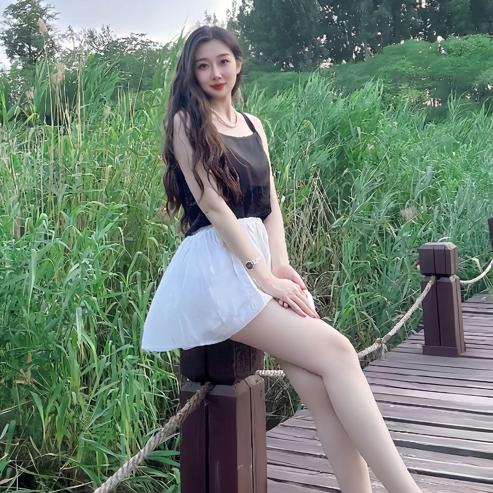 💞子夜💞海报