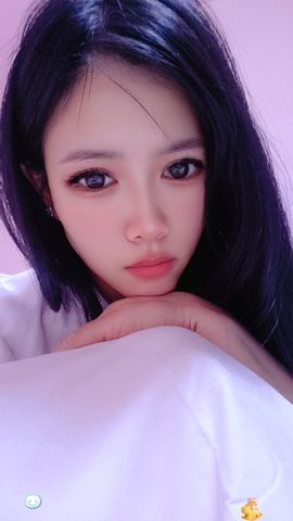 小土豆台球公主主播照片