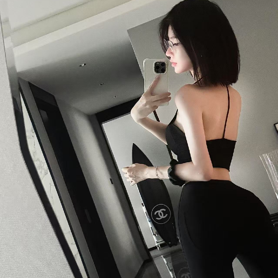 腿腿是我妈妈海报