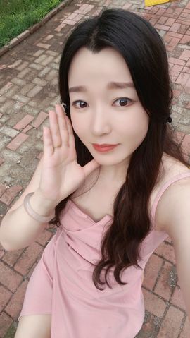歌手赵佳怡的图片