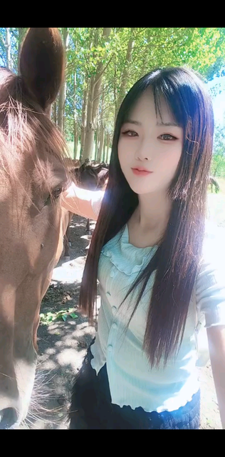 近距离接触马🐴