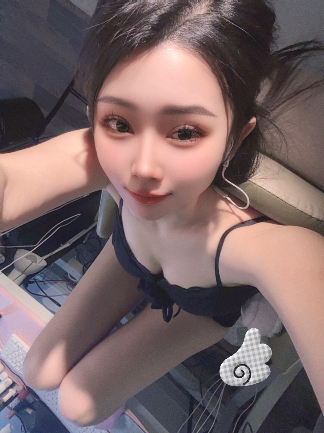 38冠。主播图片
