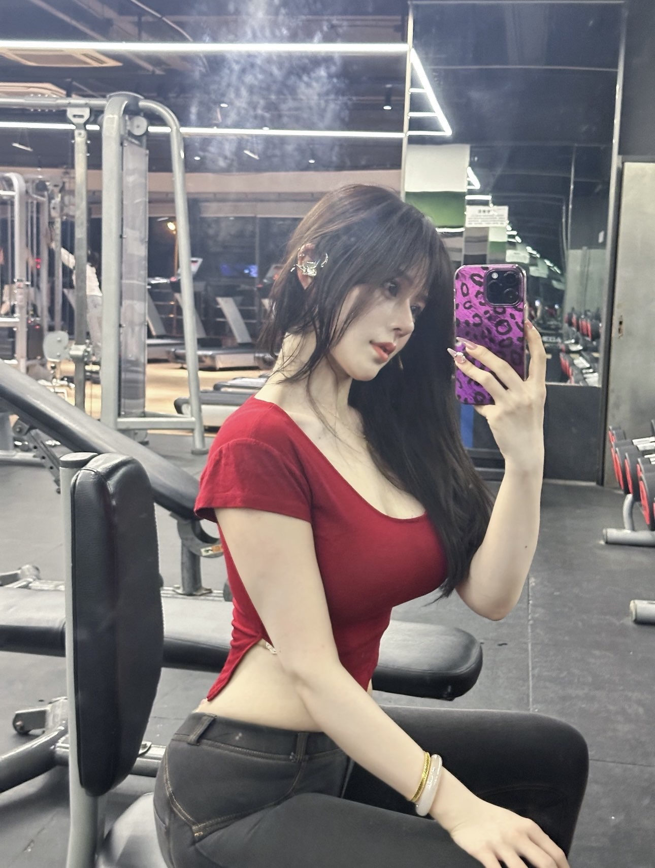 萌新腿腿主播图片