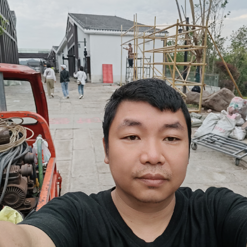 林阳u4海报