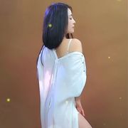 嗨！小玲海报