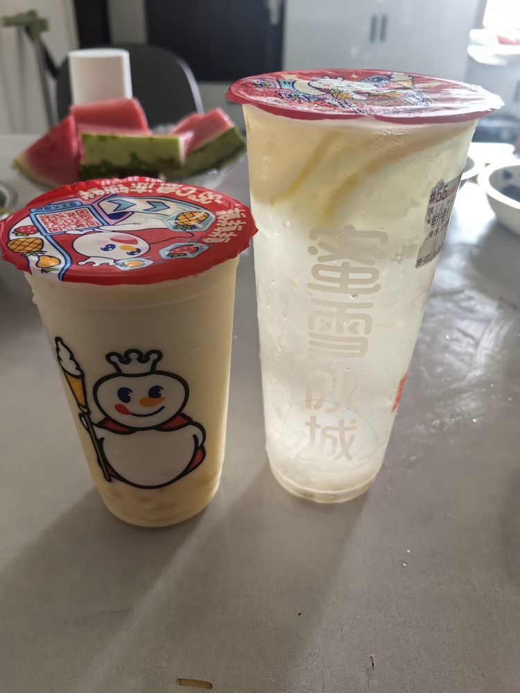 小甜贪财好色💕主播图片