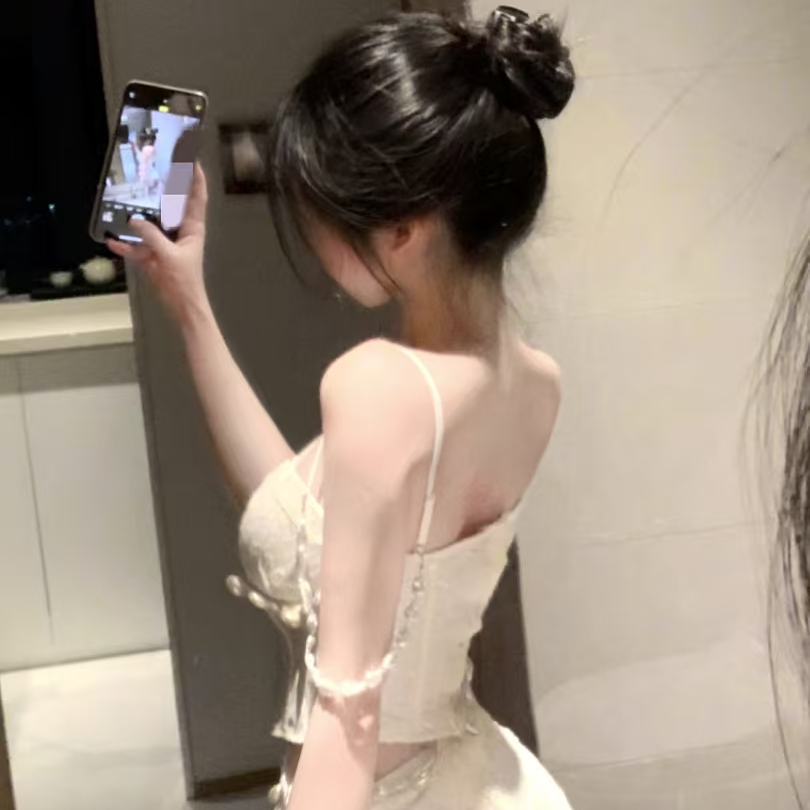 Clover💖如意海报