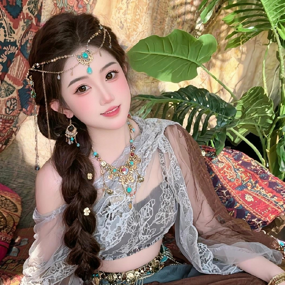 🎼关关🎼海报