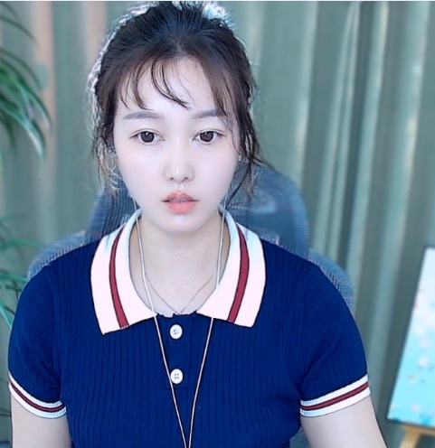 温婉不饿主播图片
