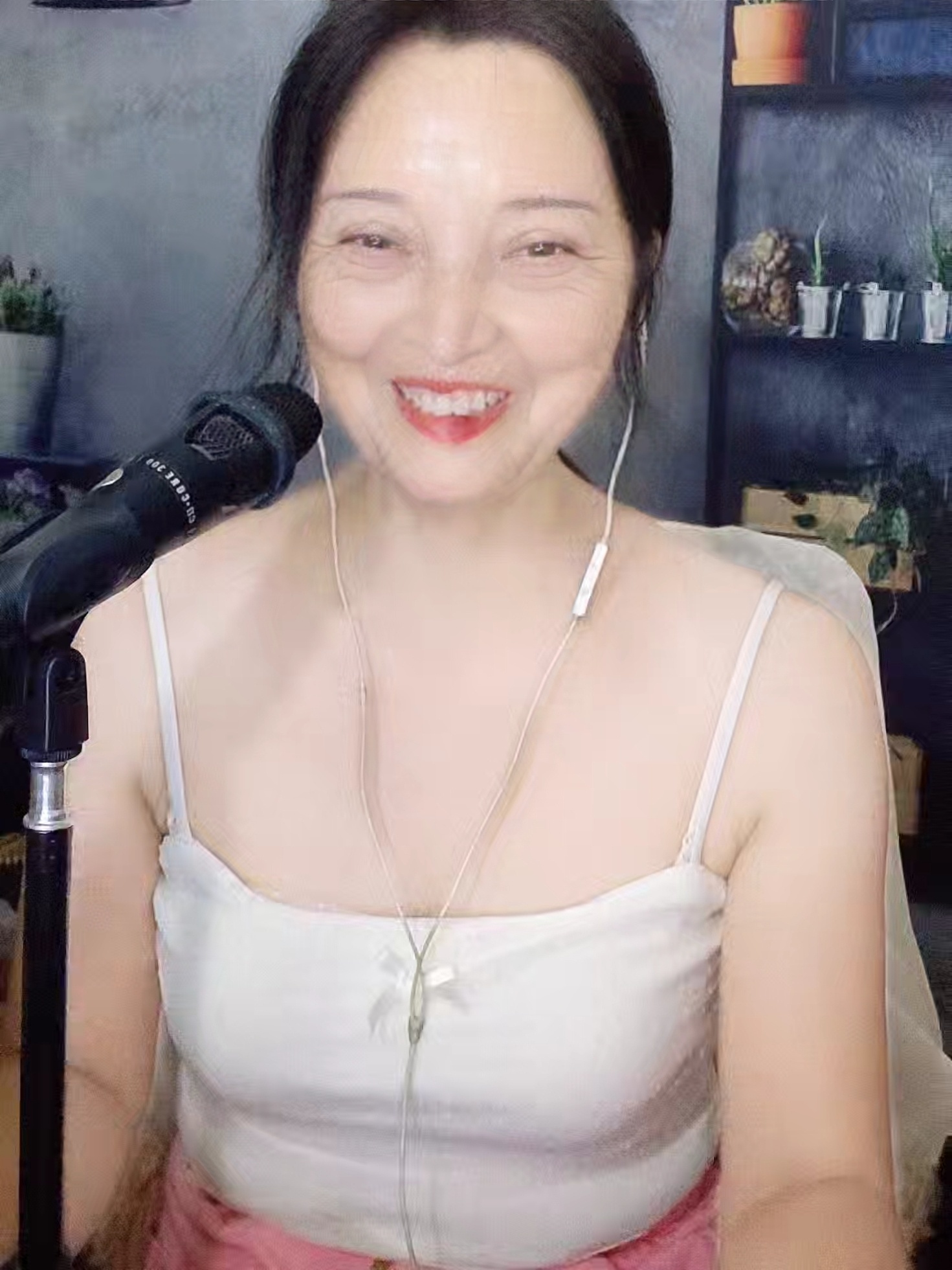 相识～偶然主播图片