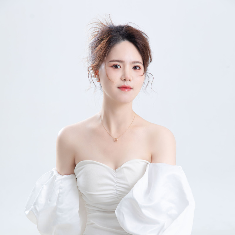 新人梨梨子海报
