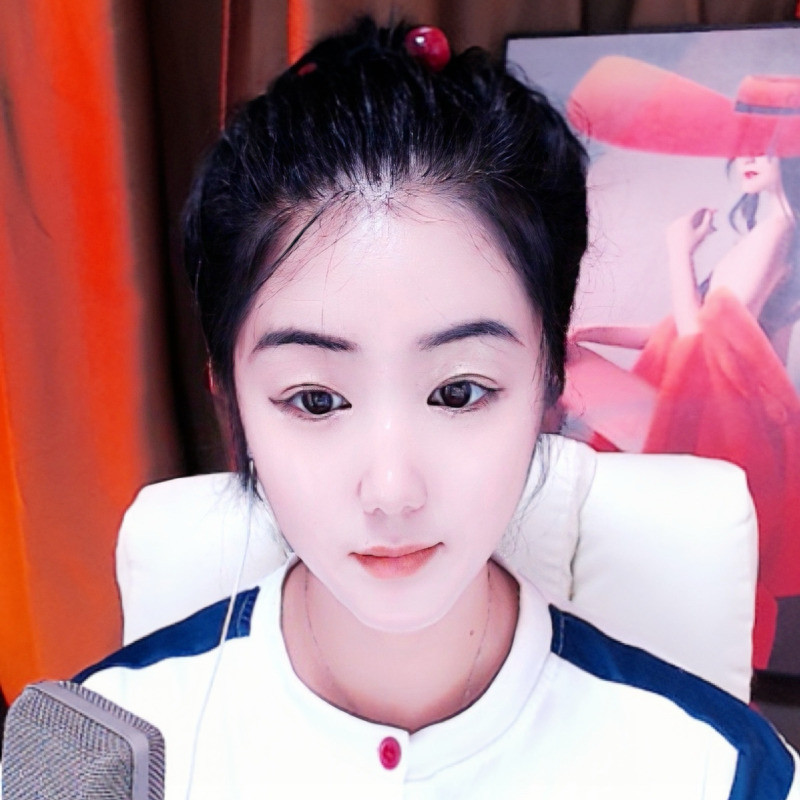 萌新阳阳吖的主播海报