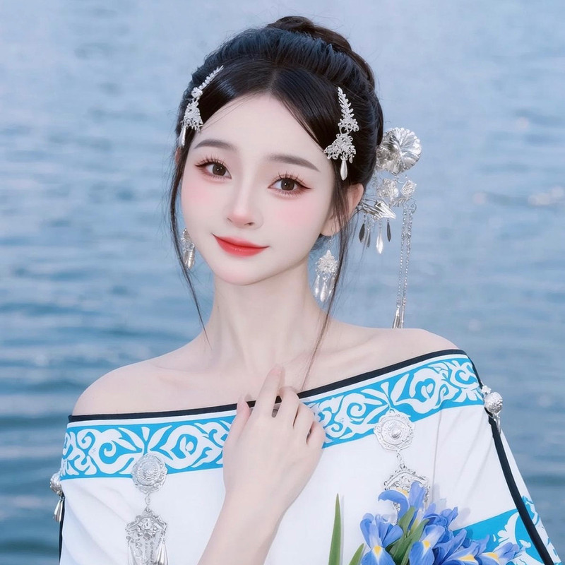 语芊🦋的主播海报